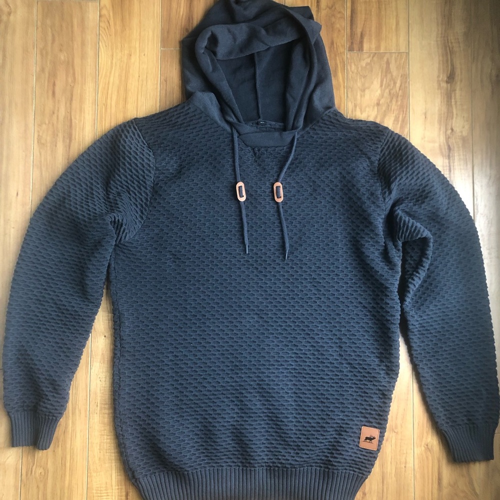 NWOT Men’s Navy Blue Waffle Knit Hoodie Sweater Size XL.
